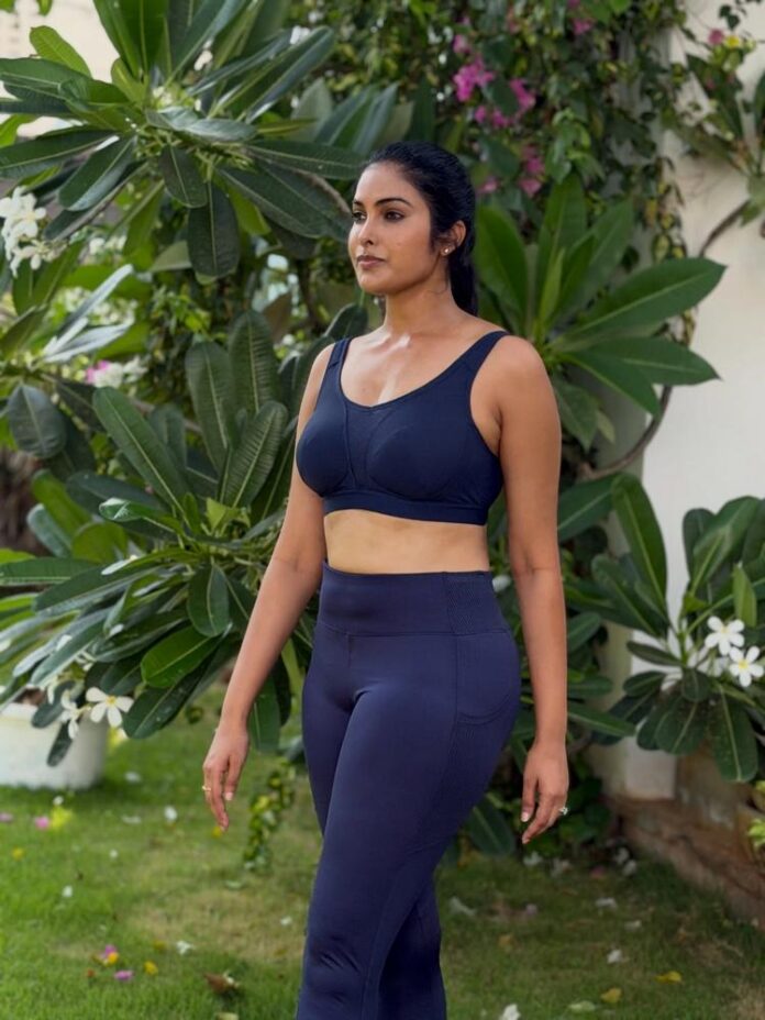 Latest Photos Divi Vadthya